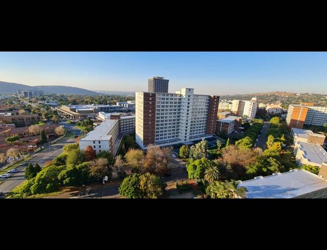 1 BEDROOM APARTMENT FOR SALE IN BEDFORD GARDENS